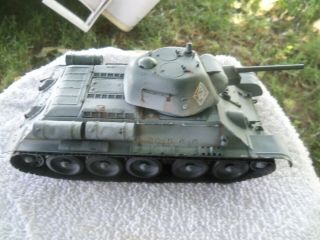 Built 1/35 Russian Tank T34/76