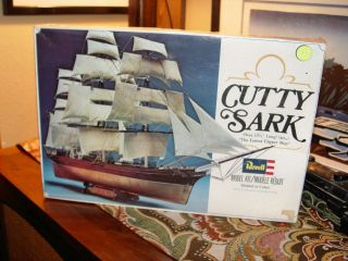 Vintage 1979 Revell Cutty Sark Sailing Ship Model Kit No.  5401 Factory