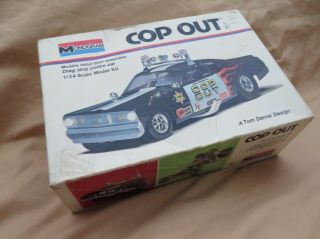 Monogram Cop Out Drag Strip Police Car Plymouth Duster 1:24 Model Kit 7500