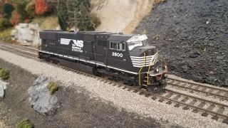 Ho Athearn Genesis Emd Sd75m - Norfolk Southern - 2800 With Dcc And Led 