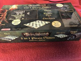 PIRATES OF THE CARIBBEAN 3 in 1 CHESS CHECKERS DICE GAMES, 8