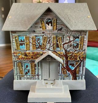 Haunted House Battery Operated Mystery Bank Brumberger Disney 2