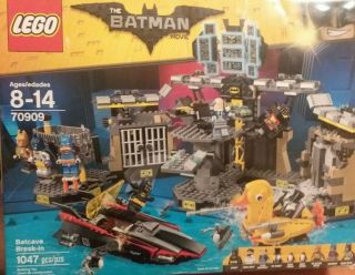 The Batman Movie Lego Set Batcave Break - In Dc 70909 Superheroes Hot Comic