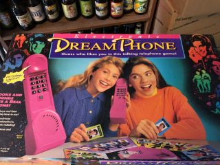 1991 Milton Bradley Dream Phone Electronic Board Game