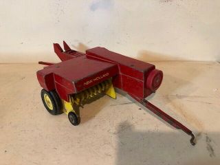 Rare Vintage Holland Hay Baler For A Tractor 1/16 Nh Crank Hitch Head Wheel