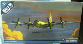 Academy 1:72 Scale Usaaf B - 29a Superfortress " Old Battler " Model Kit Mib