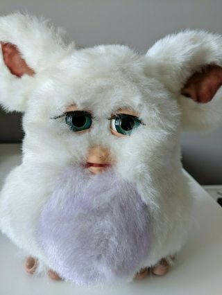 Hasbro 2005 Furby Rare White Purple Belly With Blue Eyes 59294 Great