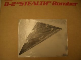 Model Technologies 1/72 B - 2 Stealth Bomber,  Multi - Materials Kit