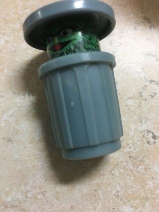 Vtg Fisher Price Little People Sesame Street Play House Oscar The Grouch Figure