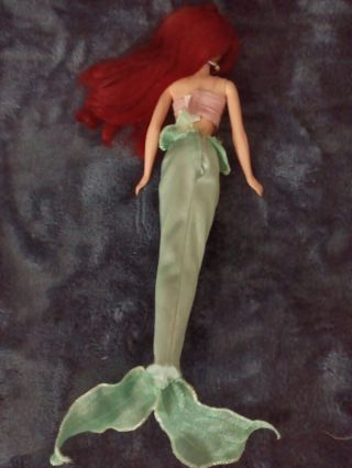 Disney Ariel doll with dolphin pulled coach,  8,  Mattel,  coach plays a tune &moves 8