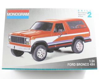 Ford Bronco 4x4 Truck Monogram 1:24 Model Kit 2962