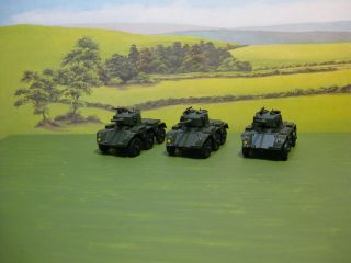 Roco Minitanks: British Saladin Mk.  1 Armoured Car Troop.  1:87.