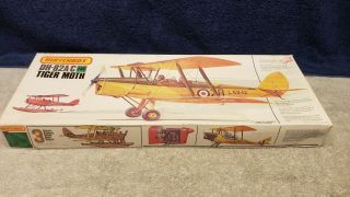 Vintage Matchbox Dh83a/c Tiger Moth Plastic Model Kit 1/32 Scale Boxed