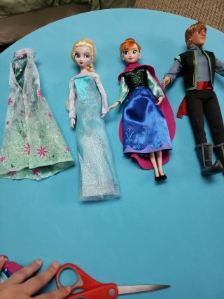 Frozen Disney 3 Dolls Elsa Anna & Kristoff Along With Extra Elsa Dress 12 "