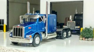 1 64 Dcp Custom Dark Blue 385 Peterbilt Semi Truck