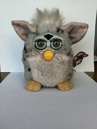1998 Furby Model 70 - 800 Tiger Electronics Pink And Gray.