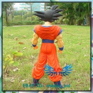 Large Dragon Ball Z Figure GOKU 15.  5 