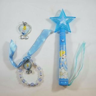 Disney Cinderella Magic Wand W/ Lights Sounds Plus Bracelet And Charm Dress Up