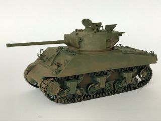Ww2 Us M4 Sherman Tank,  1/35,  Built & Finished For Display,  Fine.  (c)