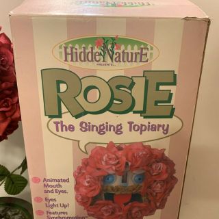 Gemmy 1998 - Rosie the Singing Topiary - Sings 