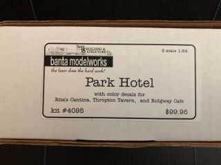 S/sn3 Banta Model Park Hotel Kit
