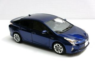 1/43 Scale - 2016 Toyota Prius 4 - Dark Blue