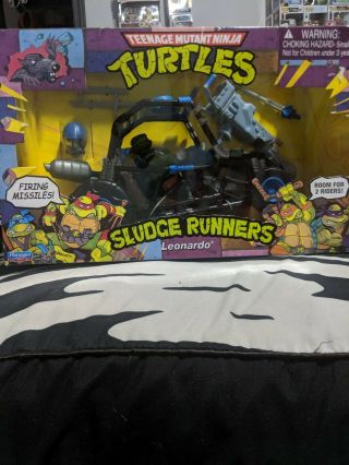 Teenage Mutant Ninja Turtles Tmnt 25th Anniversary - Sludge Runners Leonardo Leo