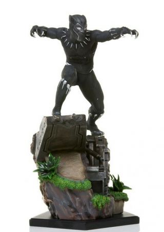 Marvel Black Panther Battle Diorama Statue