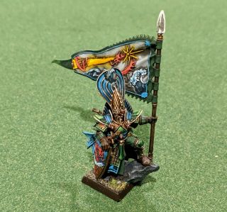 Warhammer Fantasy High Elf Aelf Elves Pro Painted Lothern Battle Standard Bearer