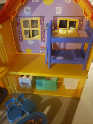 Peppa Pig Toy Deluxe House Play Set.  See Pictures To Show What Is.
