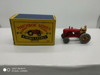 Matchbox Series Nº4 with Box - Massey Harris Tractor - Moko Lesney 4A 2