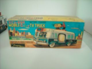 Very Rare Cragstan Tin Battery Operated RCA - NBC Mobile Color TV Truck BOXED 7