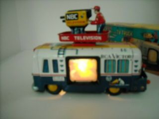 Very Rare Cragstan Tin Battery Operated RCA - NBC Mobile Color TV Truck BOXED 9
