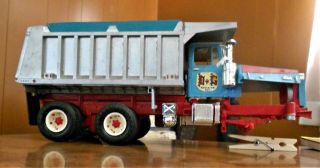 Amt/ertl 1/25 Scale Mack Dm800 Dump Truck Montone Body - - Parts/junkyard