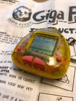 Giga pets Compu Kitty Transparent Yellow 1997 Virtual Pet Tamagotchi FAST SHIP 2