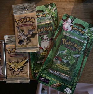 1999 Pokémon Booster Packs Jungle And Fossil Booster Card Hot