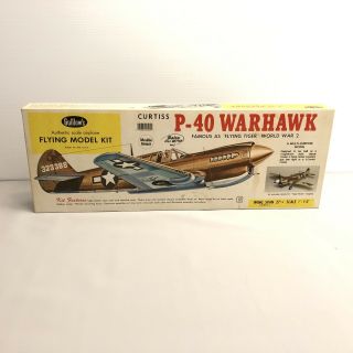 Guillows Curtiss P - 40 Warhawk Flying Airplane Kit 405 Balsa Wood Model