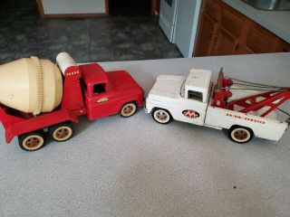 Vintage Tonka Aa Wrecker And Cement Truck Pressed Steel