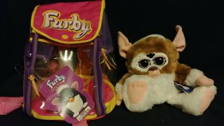 Furby Gizmo Gremlins & Carry Along Case Backpack With Tags Hasbro 1999