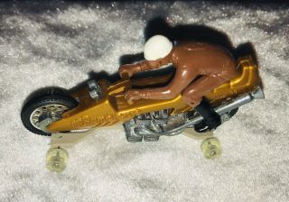 Hot Wheels Rrrumblers 1972 Straight Away Motorcycle Dark Gold W/ Brown 6 Rider
