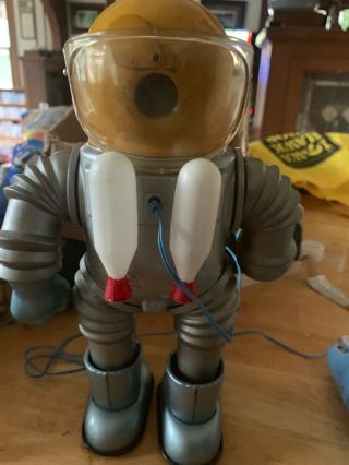 Hi - Bouncer moon scout Marx toy battery operated Vintage Toy 7