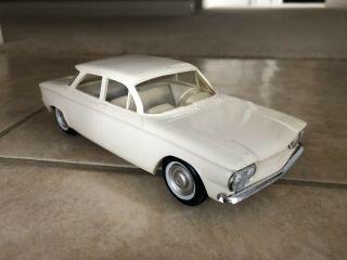 Amt 1960 Chevrolet Corvair 4dr Promo Car In Ermine White Shine