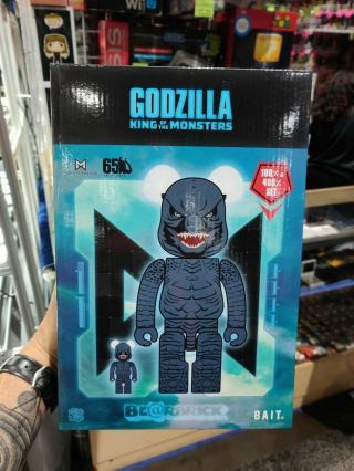 Sdcc 2019 Bait Medicom X Godzilla King Of The Monsters Bearbrick In Hand 400