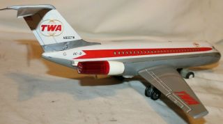 1970s Vtg TWA DC - 9 AIRLINER Tin Battery - Operated Airplane Modern Toys TN Japan 6