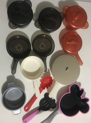 Assorted Pots And Pans Play Pretend Minnie Mouse Step 2 Playset 17pcs