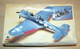 42 - 3412 Accurate Miniatures 1/48th Scale Sbd - 5 Dauntless Plastic Model Kit