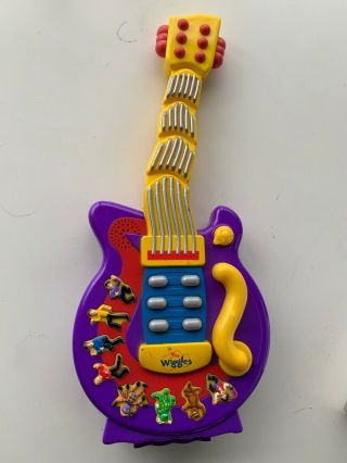 Wiggles Wiggley Giggly Electronic Toy Guitar Sings & Dances 2004
