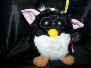 TIGER ELECTRONICS 1999 LIMITED SPECIAL EDITION GRADUATION FURBY 8