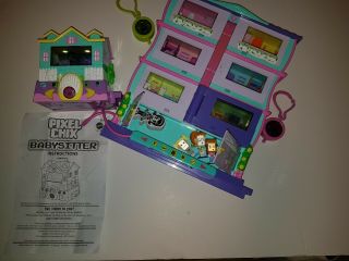 Mattel Pixel Chix 2 Story Pink House/tv/babysitter/hamster Set Of 4