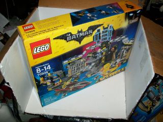 Lego Batman Movie Batcave Break - In 2016 (70909) - Box